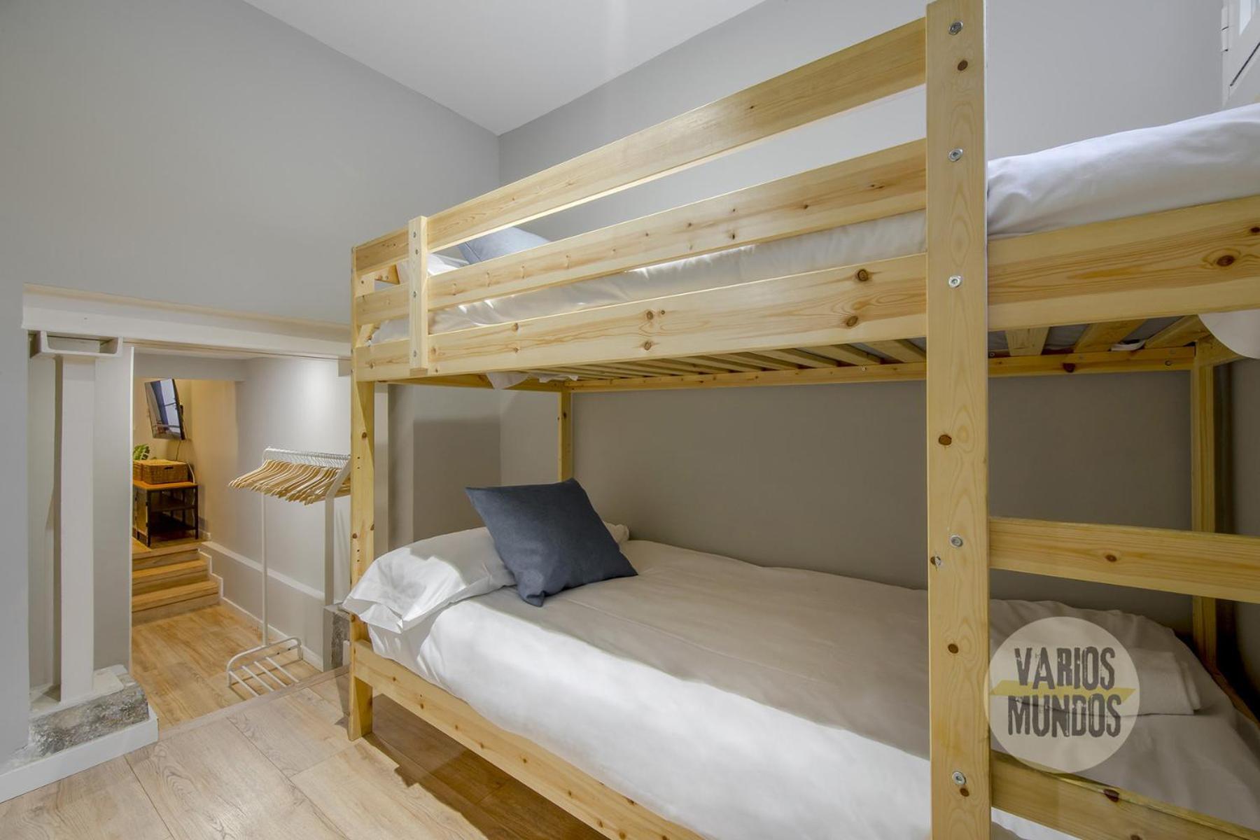 Modern 7pax En Chamberi-ponzano Apartment