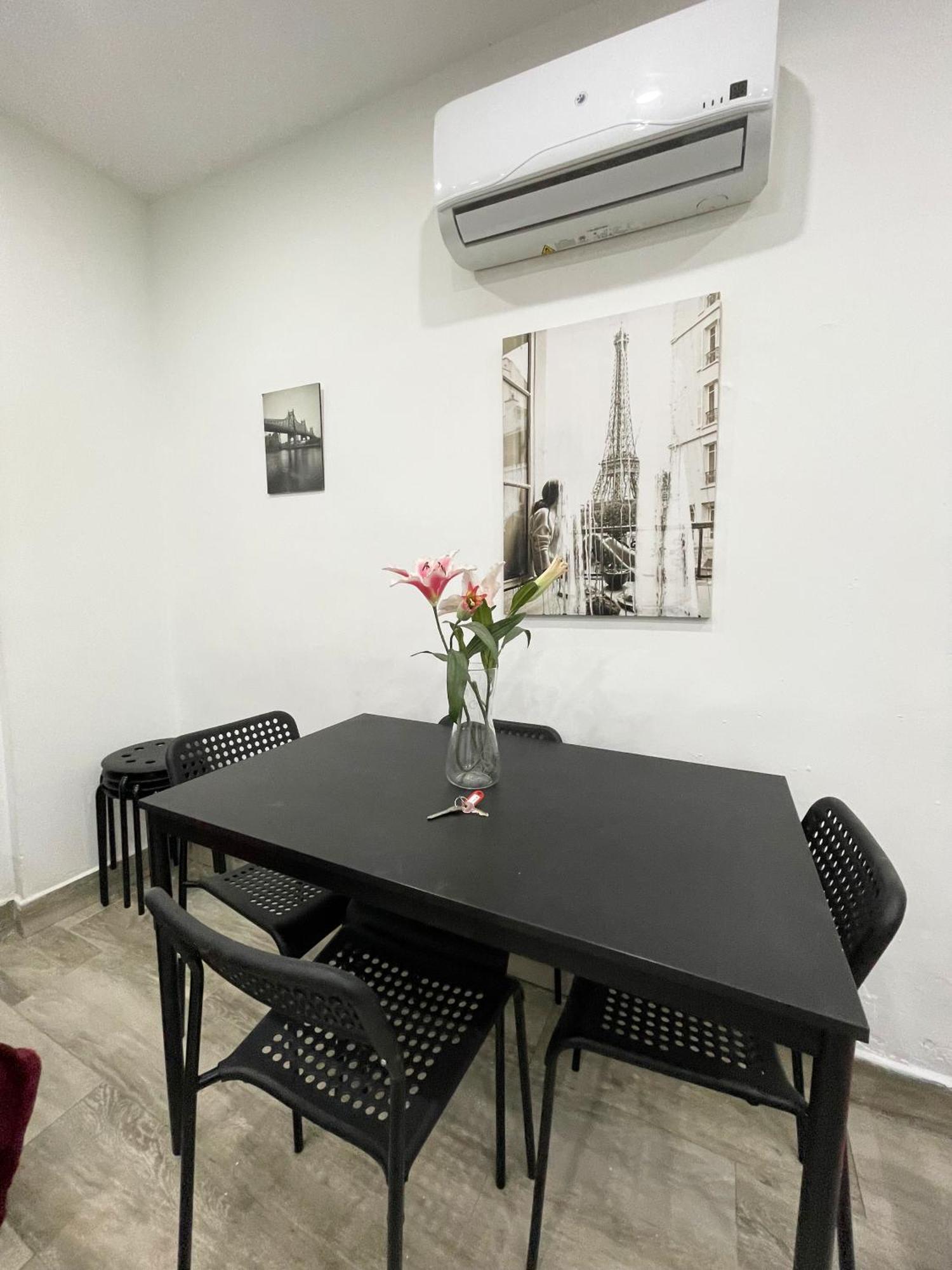 Near Metro Apartment Madrid