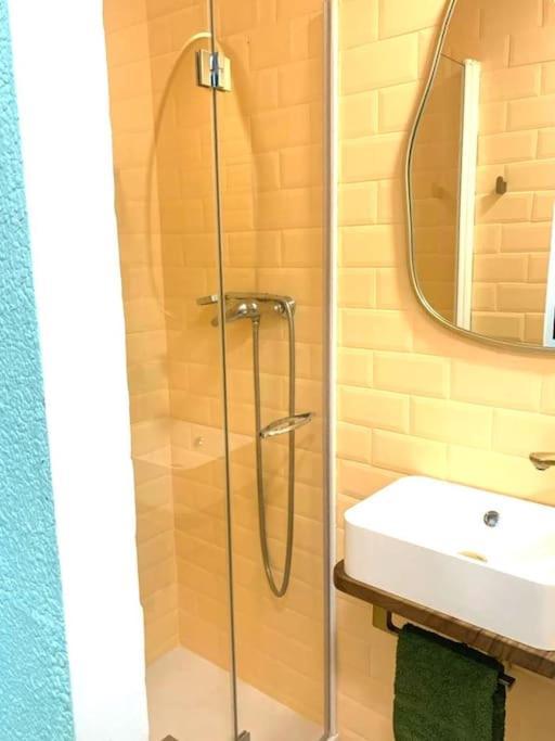 Exclusivo Y Acogedor Piso Con Encanto En Plaza Chueca, Con Aire Acondicionado Y Calefaccion Lejlighed Madrid