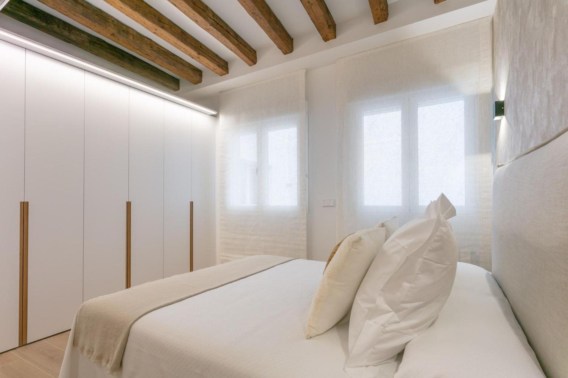 8-person Luxury In The Heart Of Prime Location Fuencarral I Apartamento Madrid