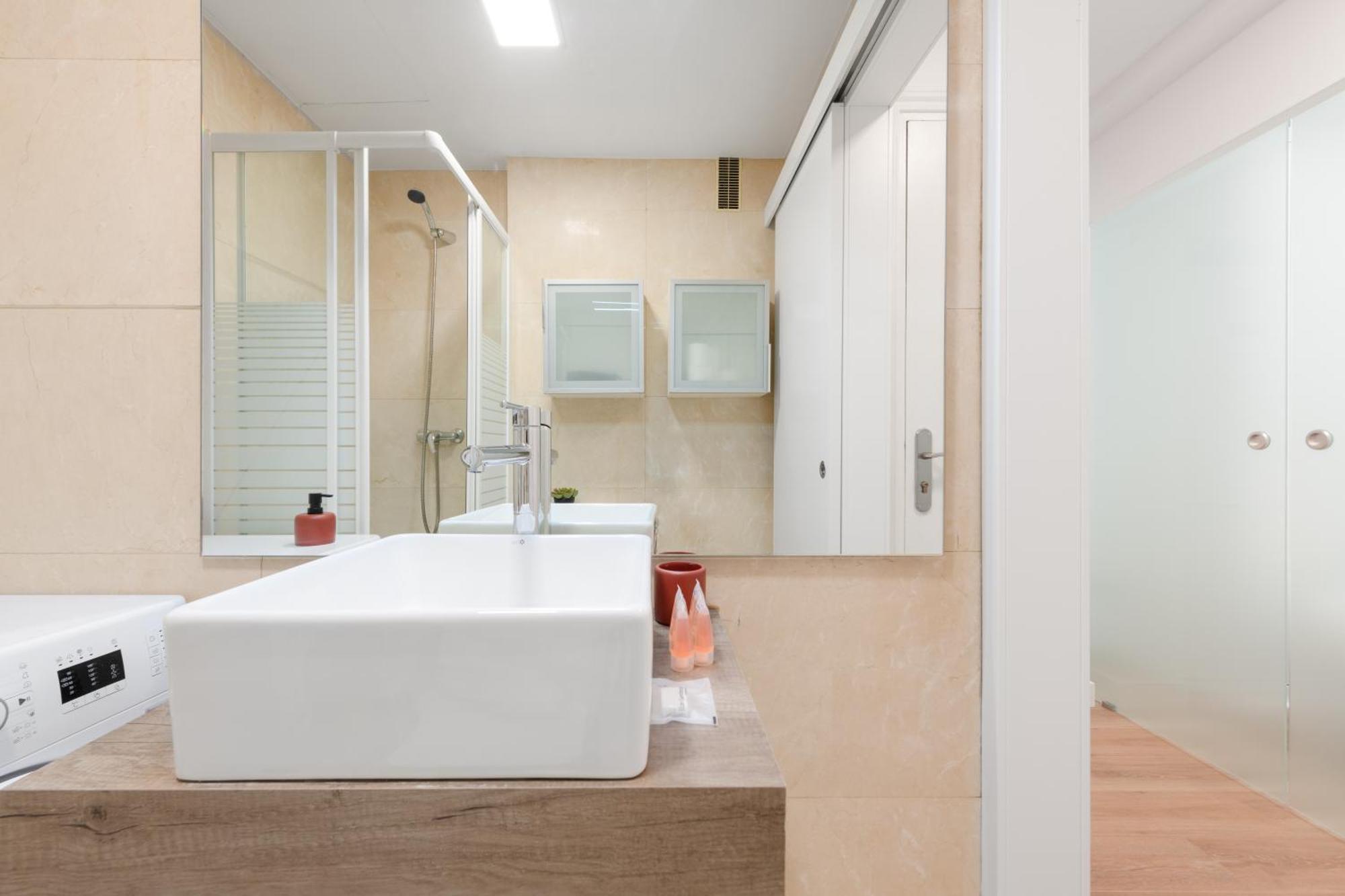 Centric And Bright- 1bd 1bth- San Bernardo Lejlighed Madrid