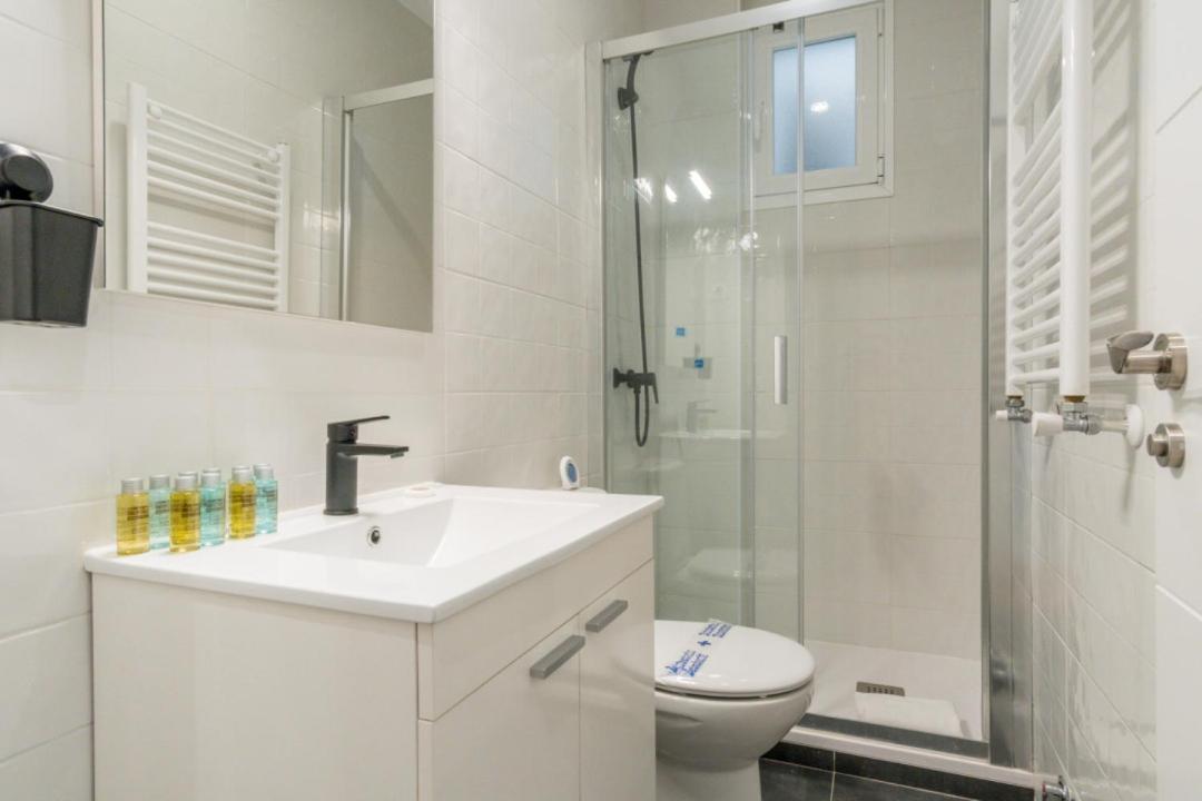 Apartment Wide & Modern- 3bd 1bth- Delicias