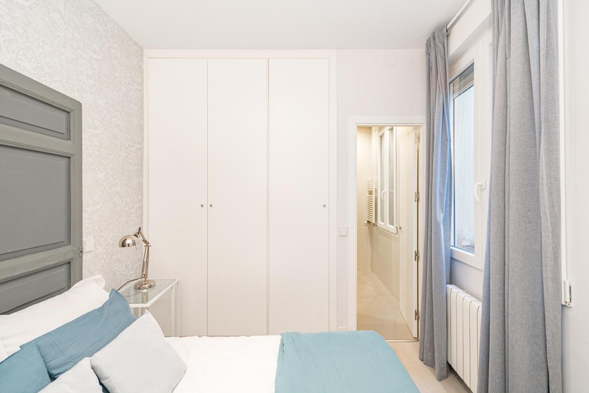Lalatina Ii Calle Almendro 3br 2bh Apartment *