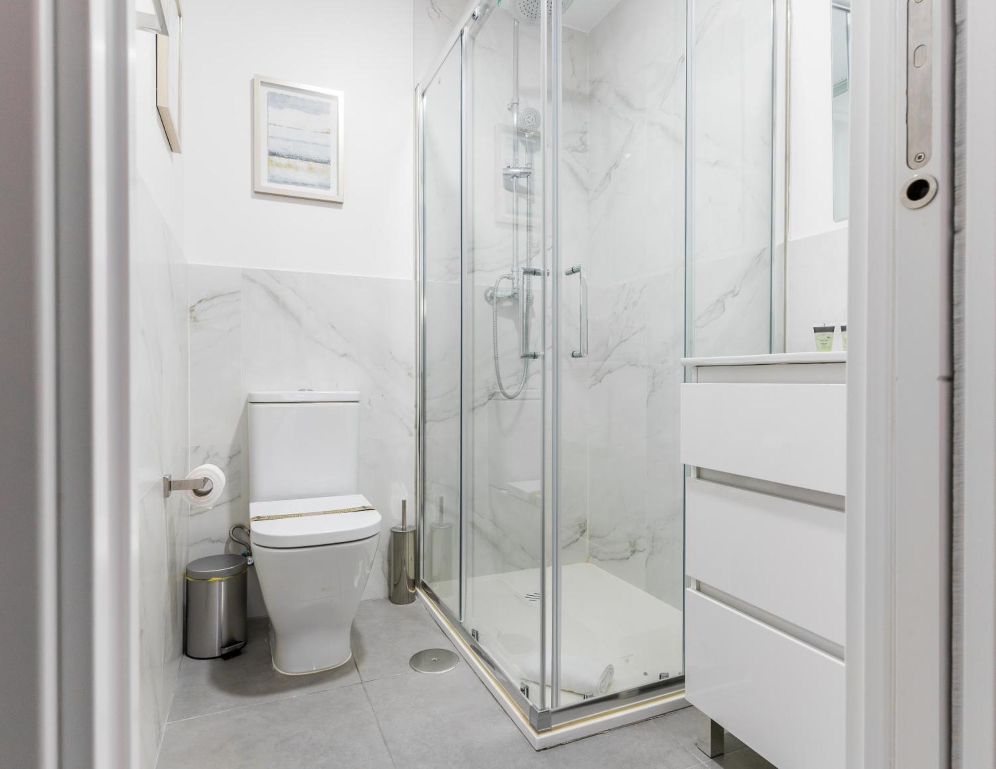 Apartment Bright And Cozy- 1d 1b- Plaza Castilla Madrid
