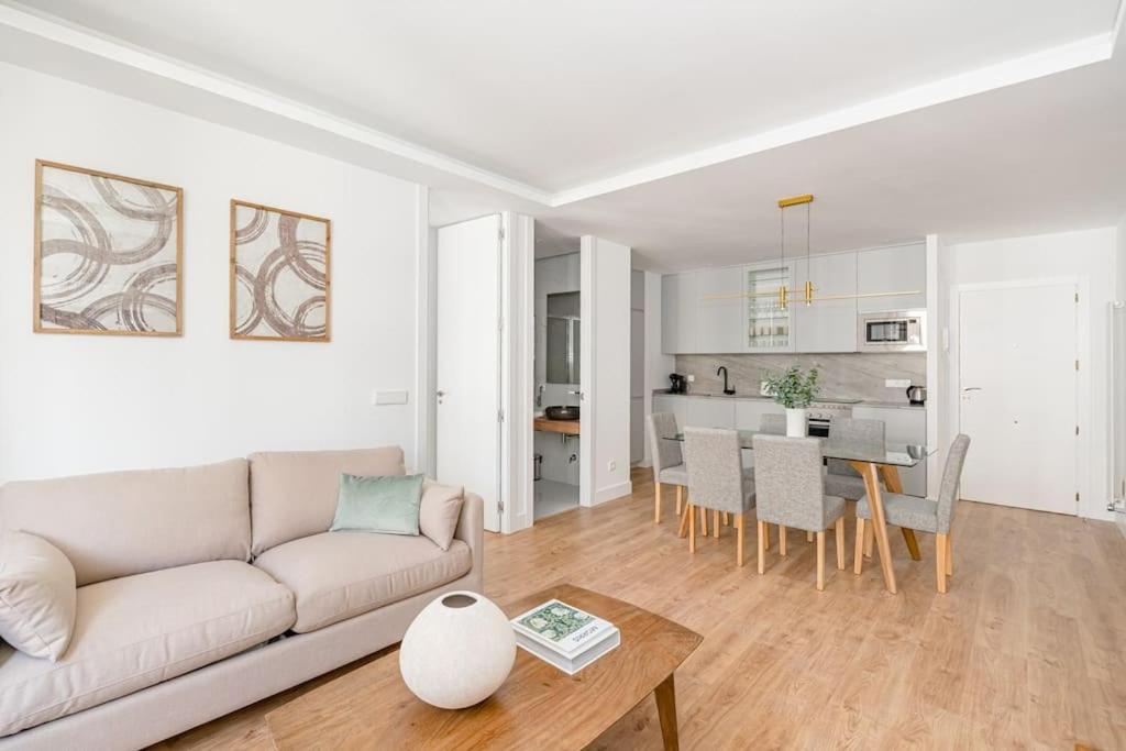 Apartment Gran Via Vi Calle Jacometrezo 2br 2bh
