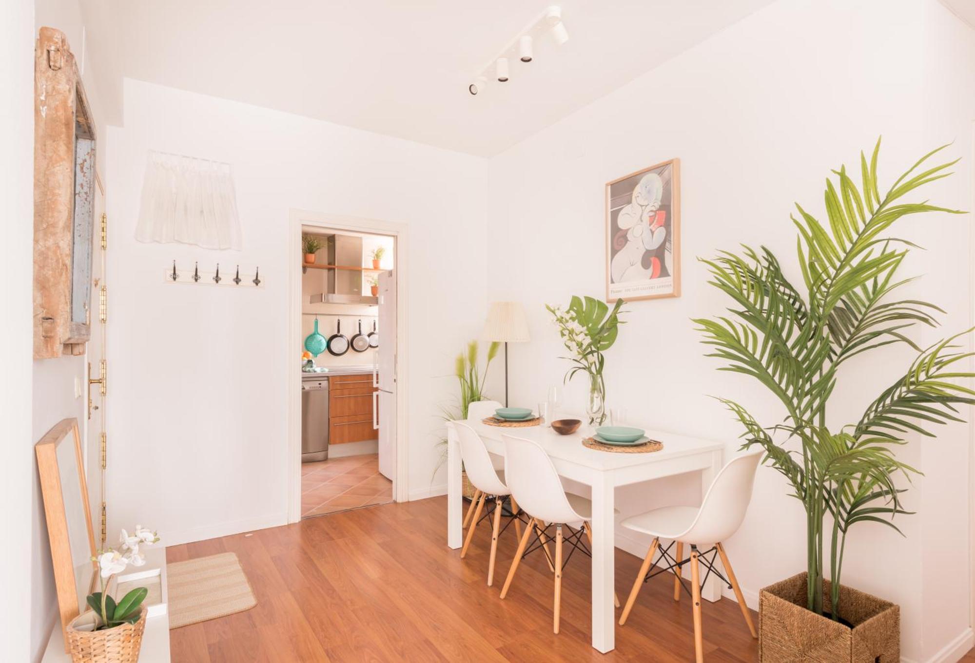 Cozy And Stylish With Natural Light And Vibrant Decor