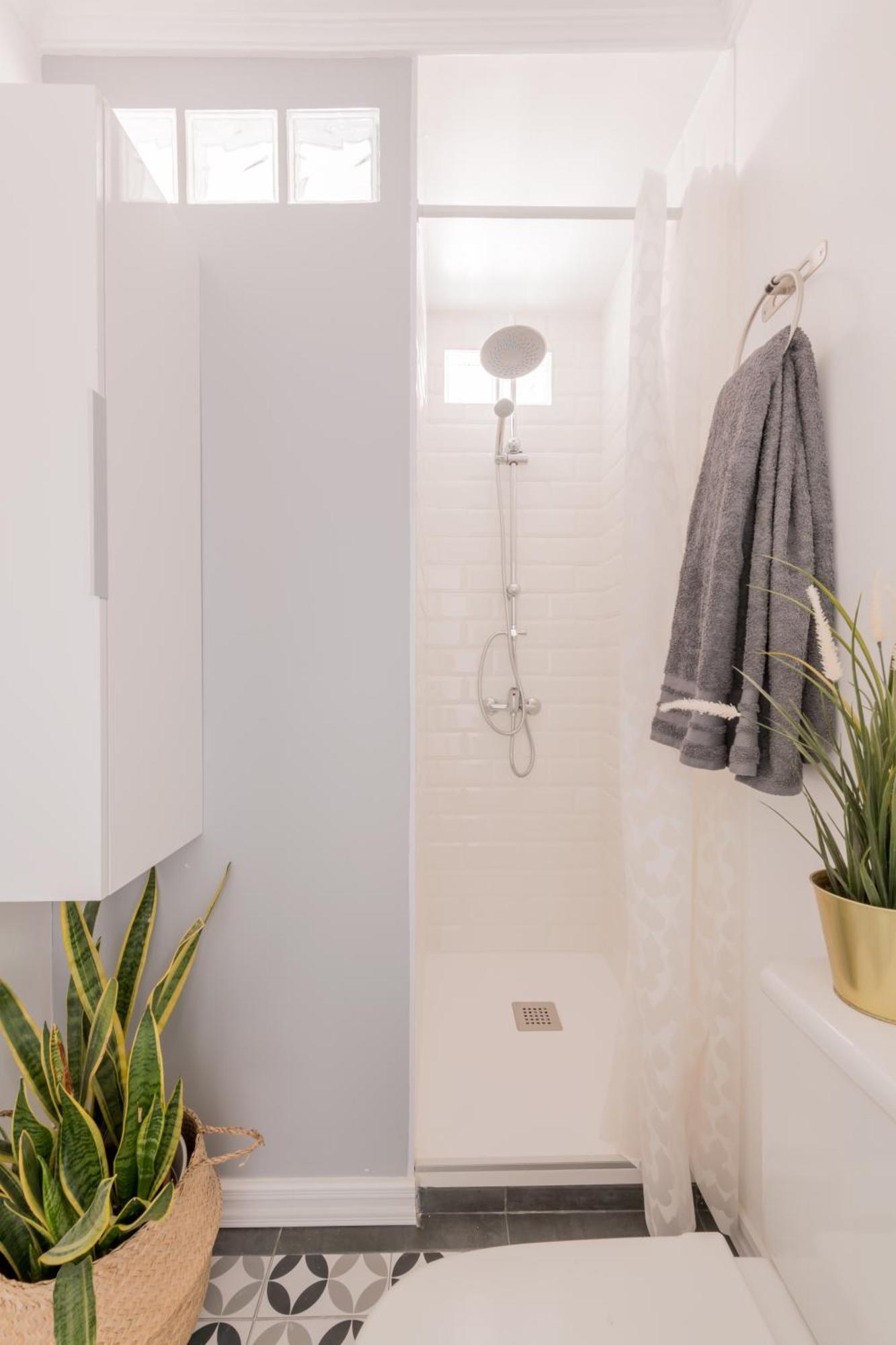 Cozy And Stylish With Natural Light And Vibrant Decor Privat bolig *