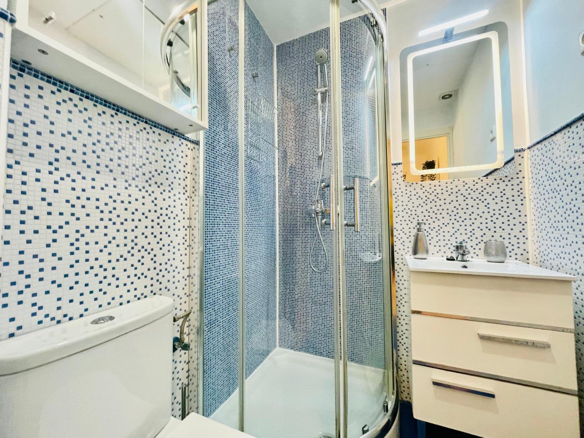 Apartment Muy Centrico - Entre Palacio Real Y Plaza Mayor *