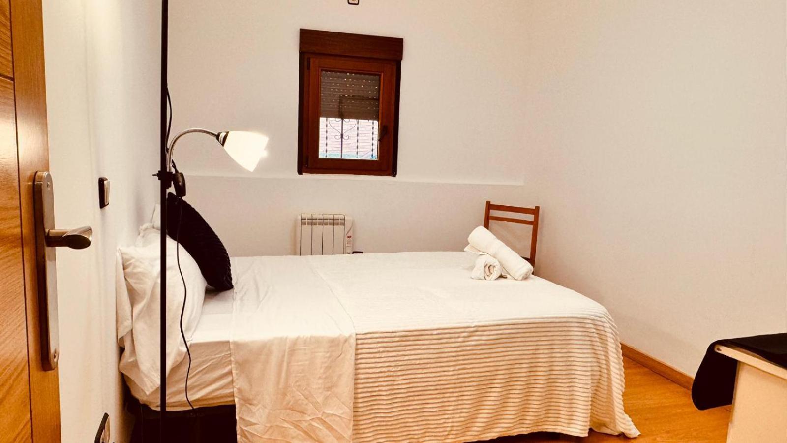 Lejlighed Apartamento Completo Para 8 Personas A 5 Minutos Del Aeropuerto E Ifema Madrid