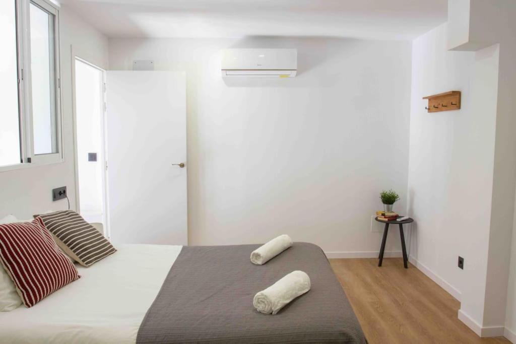 Apartment Modern And Cozy Flat In La Latina - 2 Double Beds Madrid