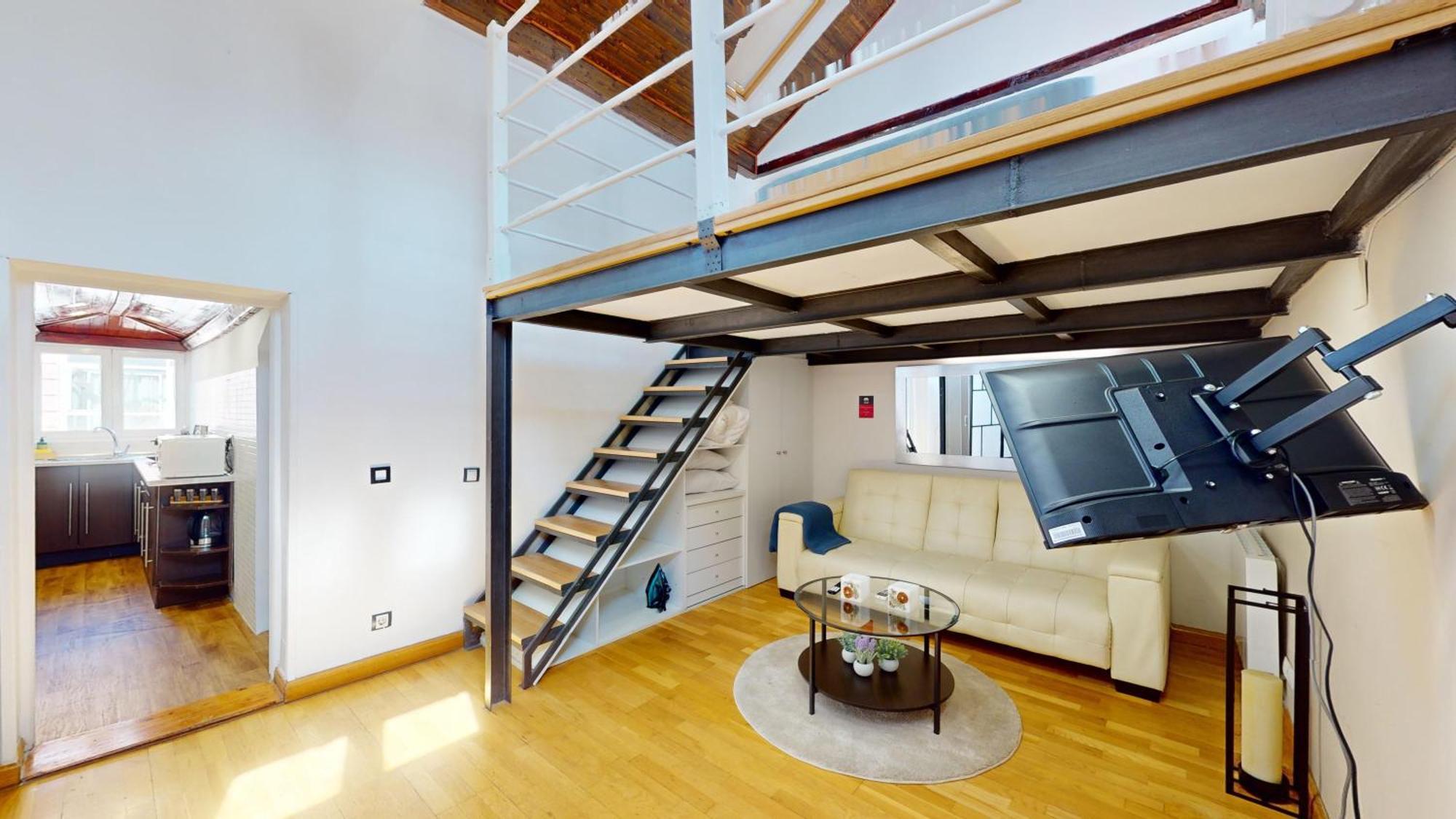 Fuencarral Apartment