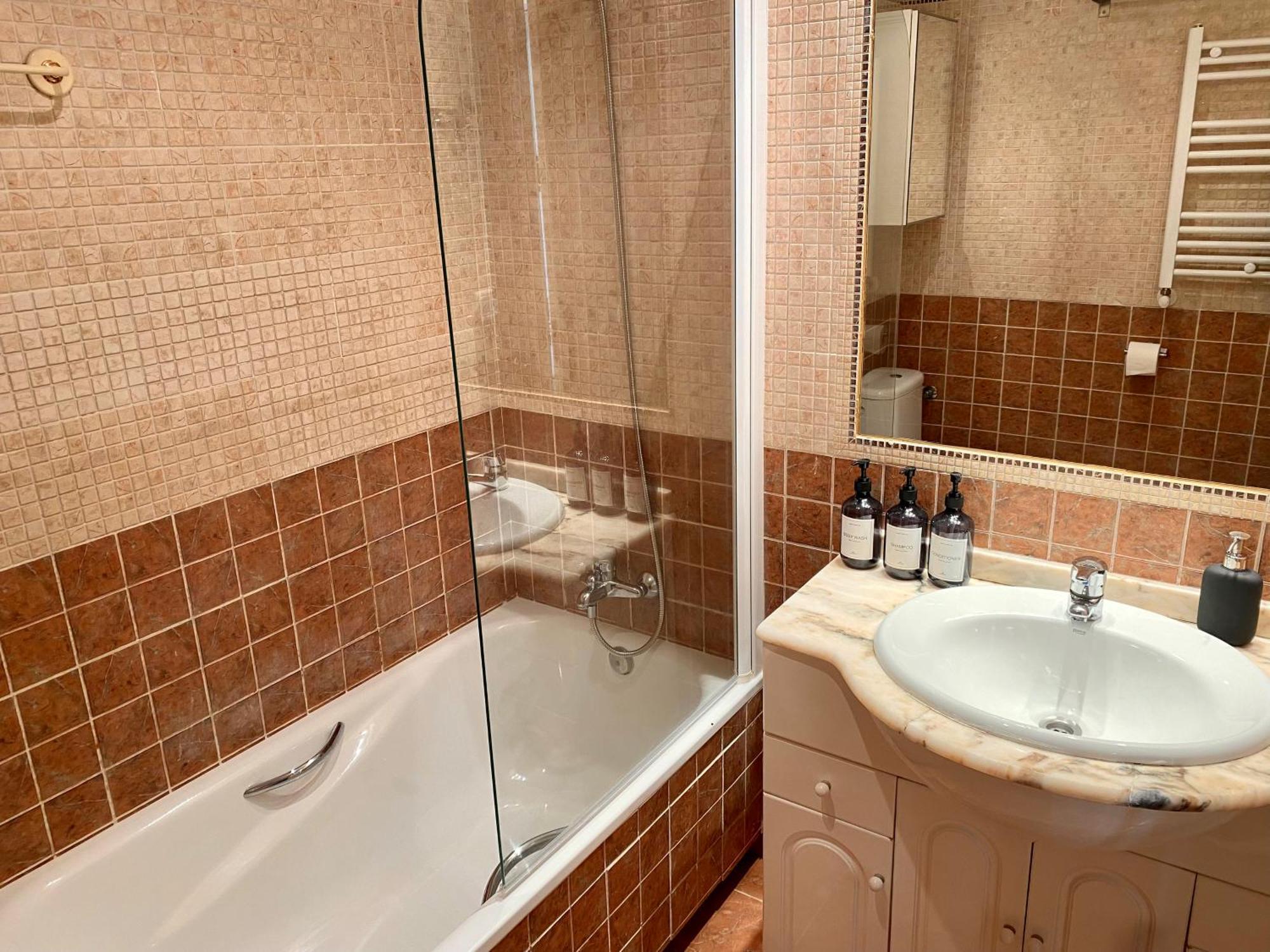 Apartment Acogedor Atico En El Centro Madrid