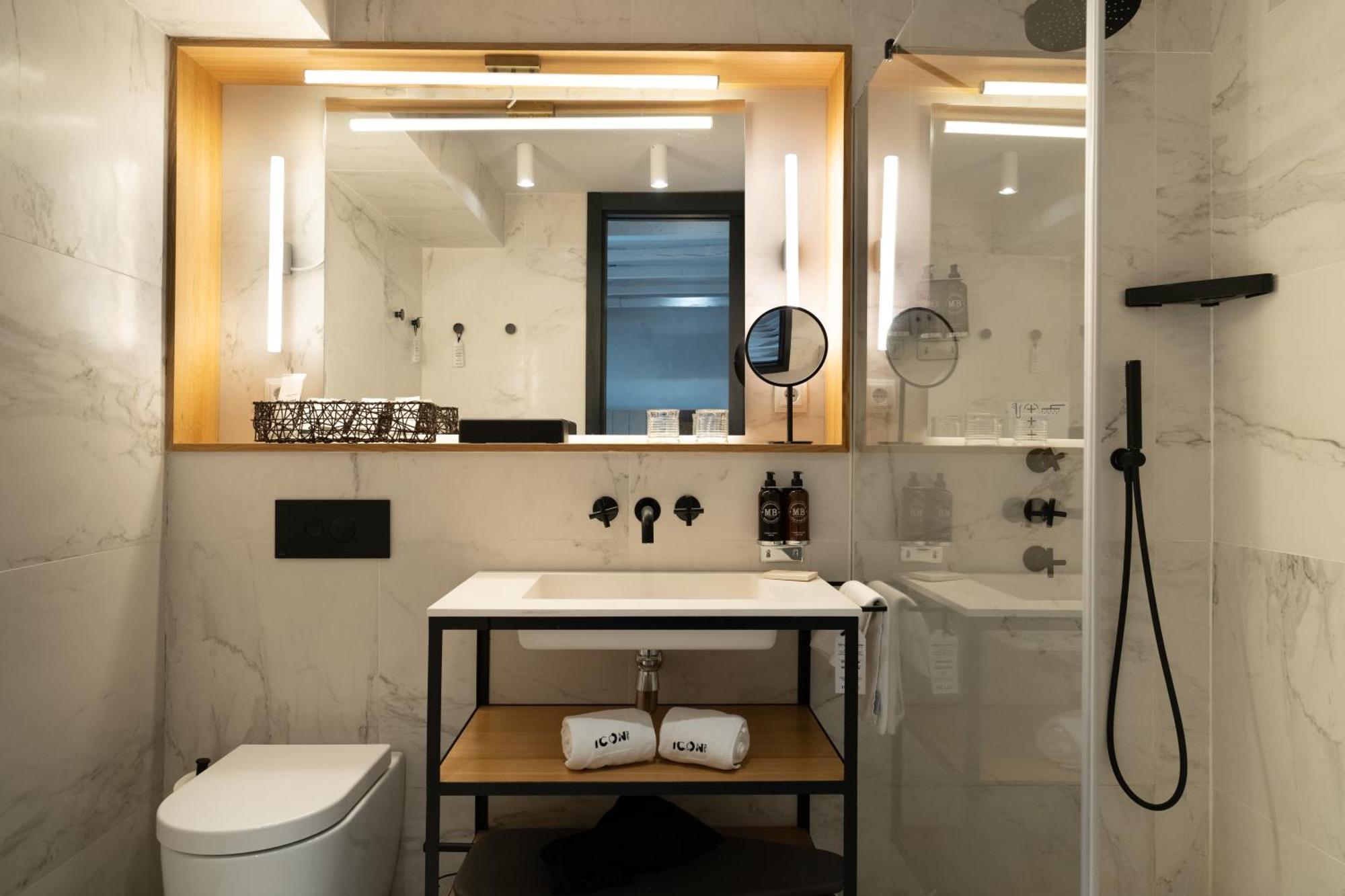 Hotel Icon Wipton 4*