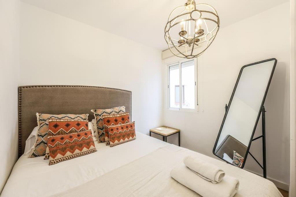Apartment Urban Oasis In - Steps From River Manzanares Madrid