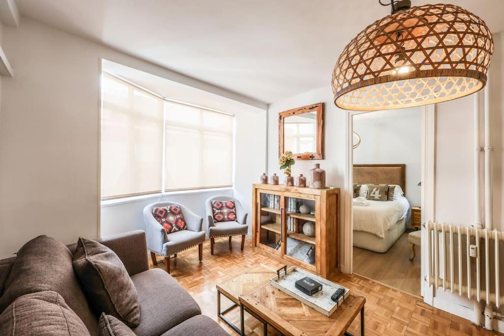 Urban Oasis In - Steps From River Manzanares Apartment