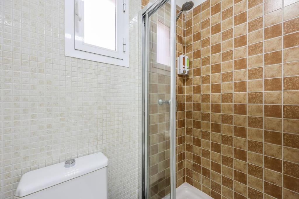 Urban Oasis In - Steps From River Manzanares Apartment *