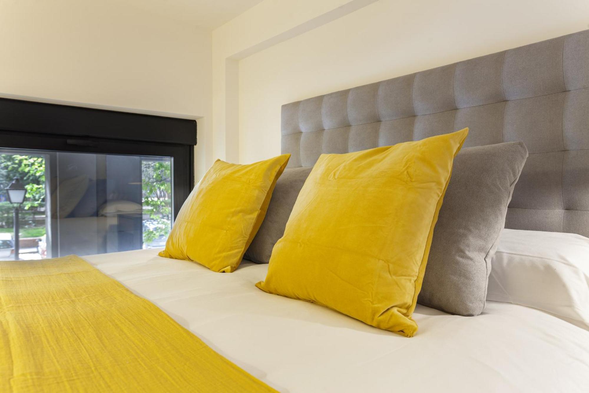 Retiro V En Apartment Madrid