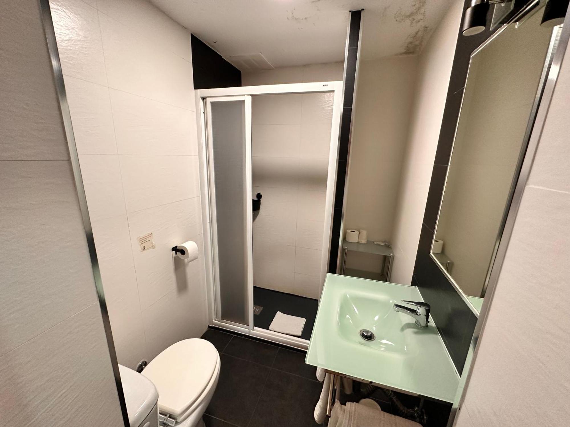 Rober Guest house