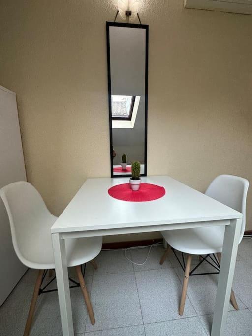 Cozy In Center Apartment Madrid