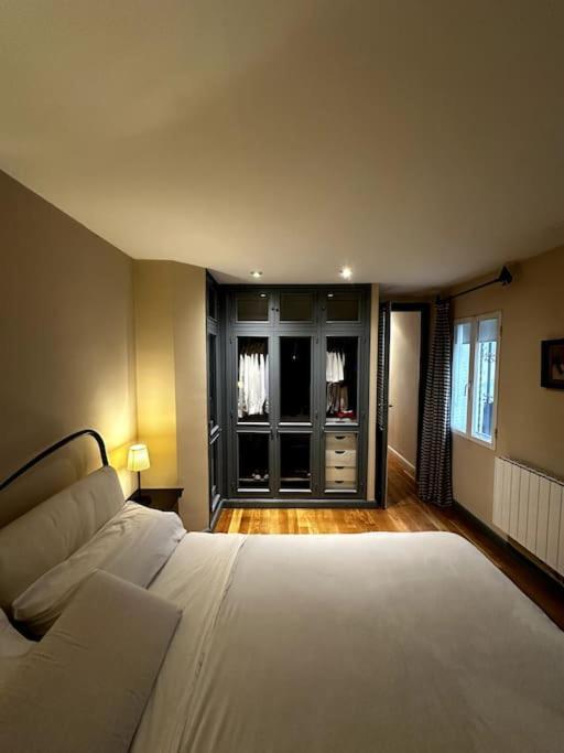 Apartamento Con Parking En Centro De Madrid-chamberi Lejlighed *
