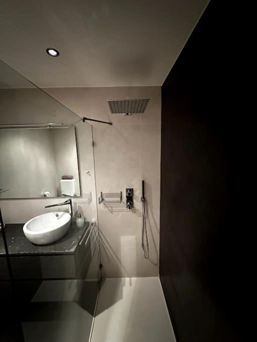 Apartamento Con Parking En Centro De Madrid-chamberi Lejlighed Madrid