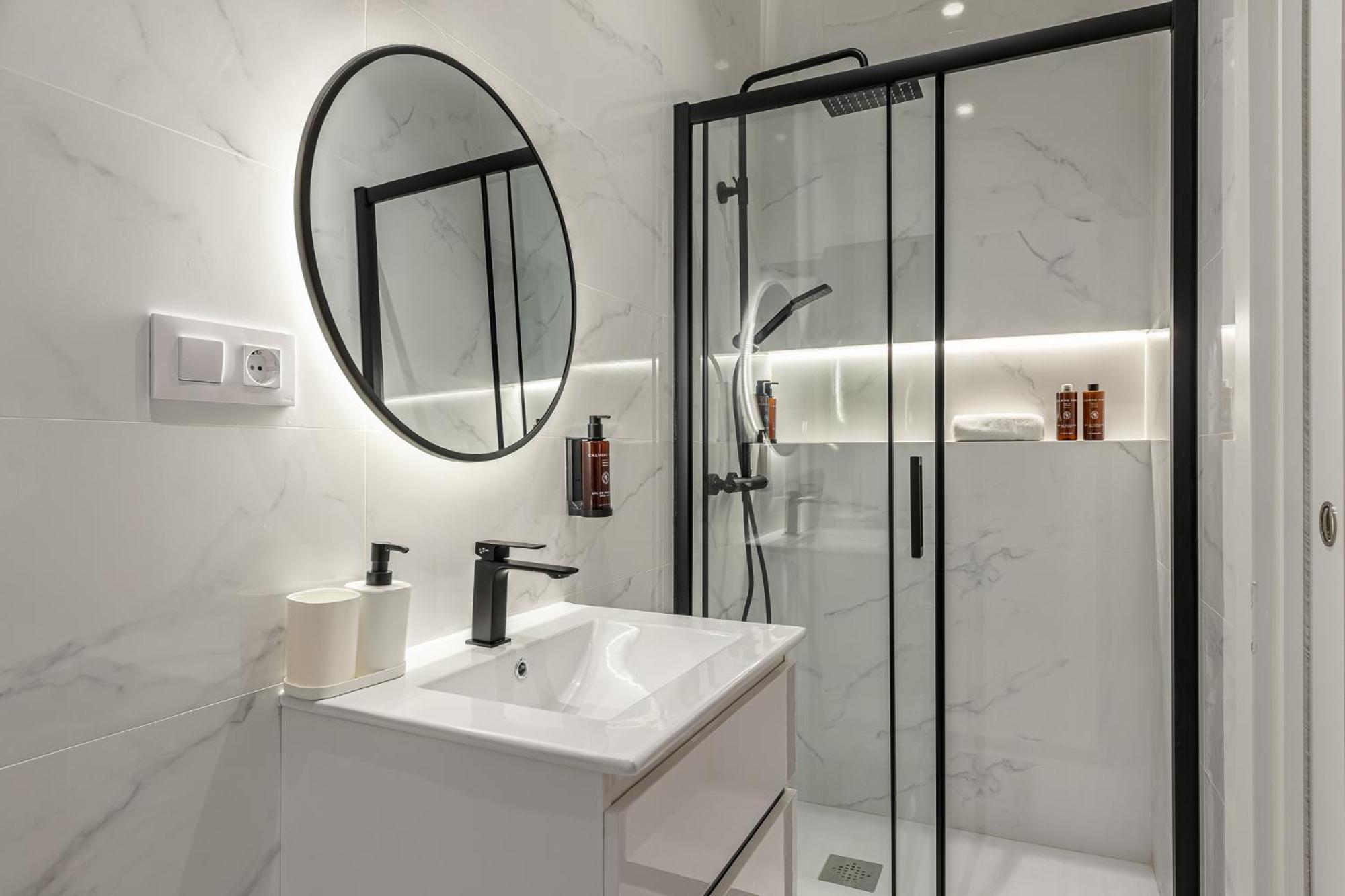 Waou Essence I Atocha Apartment