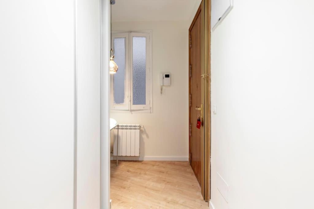 Apartment Tasteful Centre Rios Rosas - Business Ready Madrid