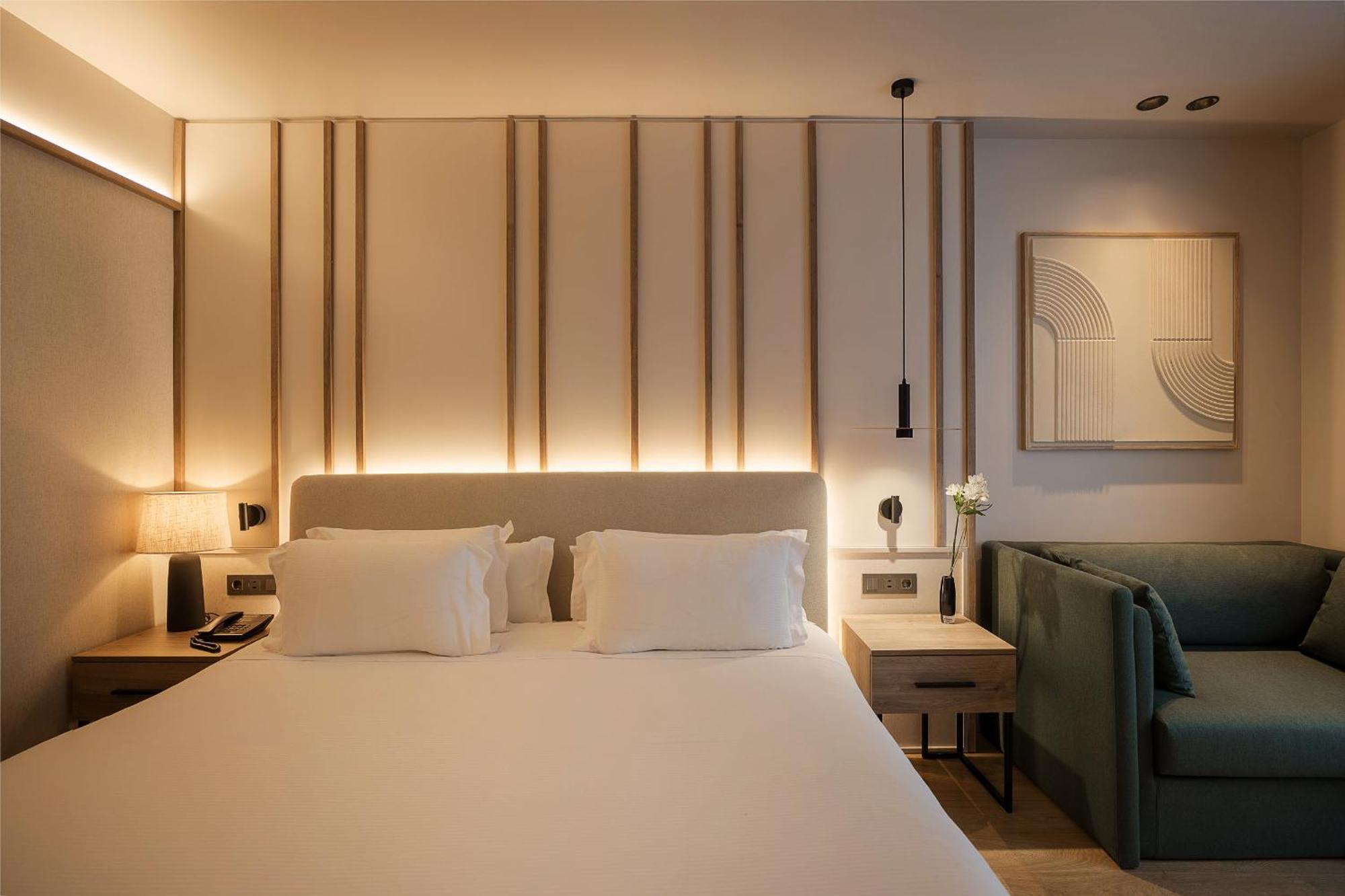 H10 Puerta De Alcala 4*