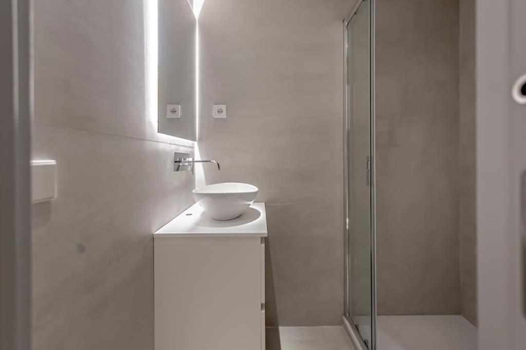New Amazing 12 Ppl Chamberi Apartment *