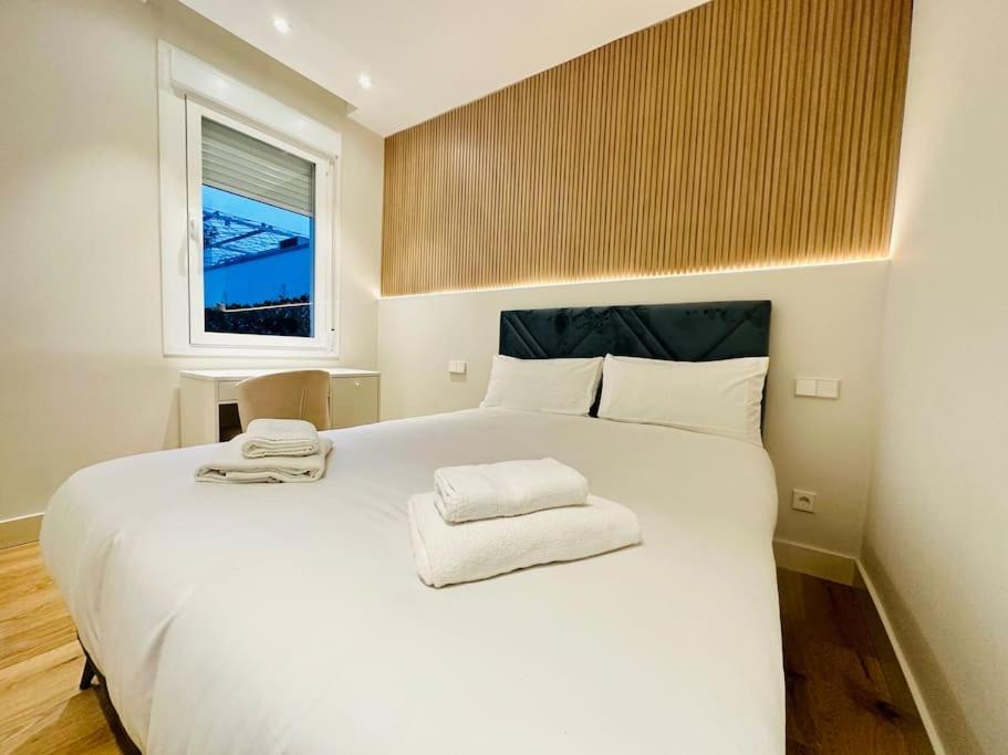 New Amazing 12 Ppl Chamberi Apartment