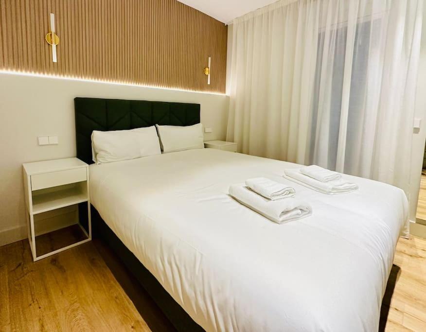 New Amazing 12 Ppl Chamberi Apartment *