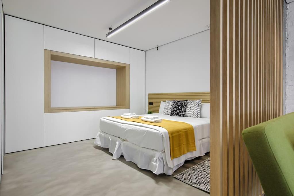 Rastro Modern By La Latina * Madrid