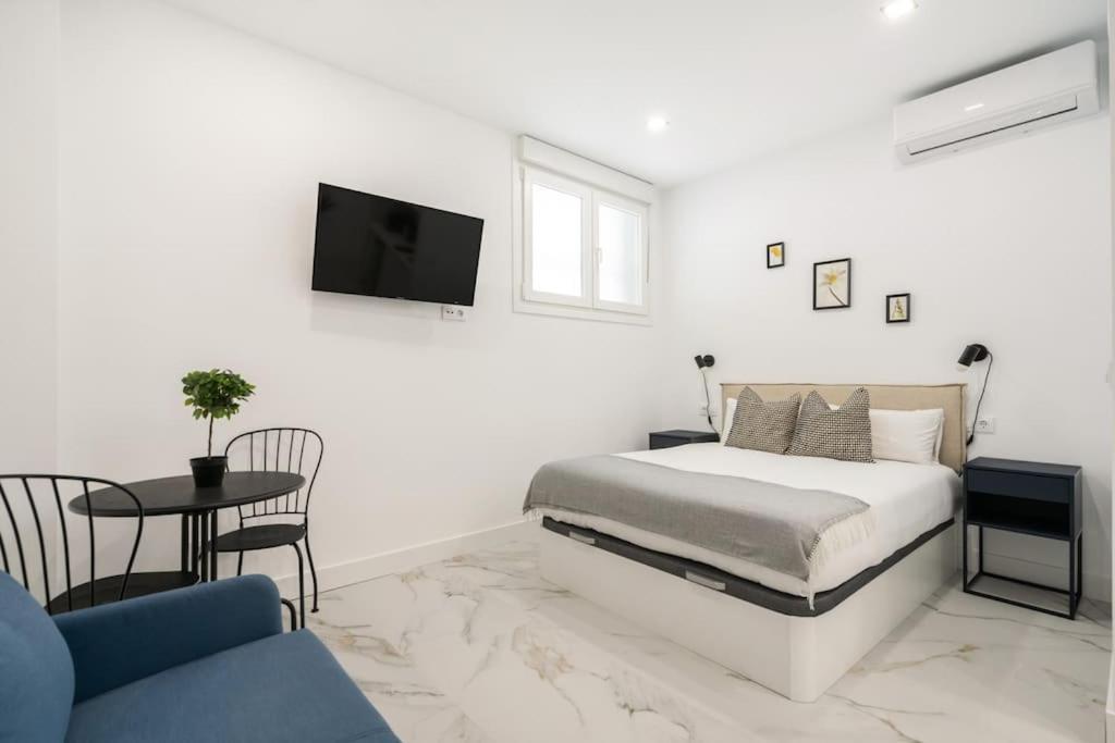Apartment In Ley2