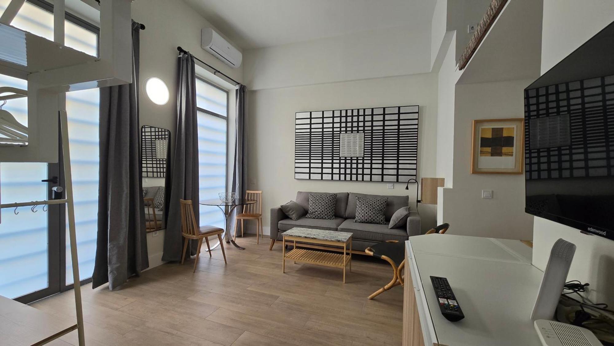Sainete Apartment *