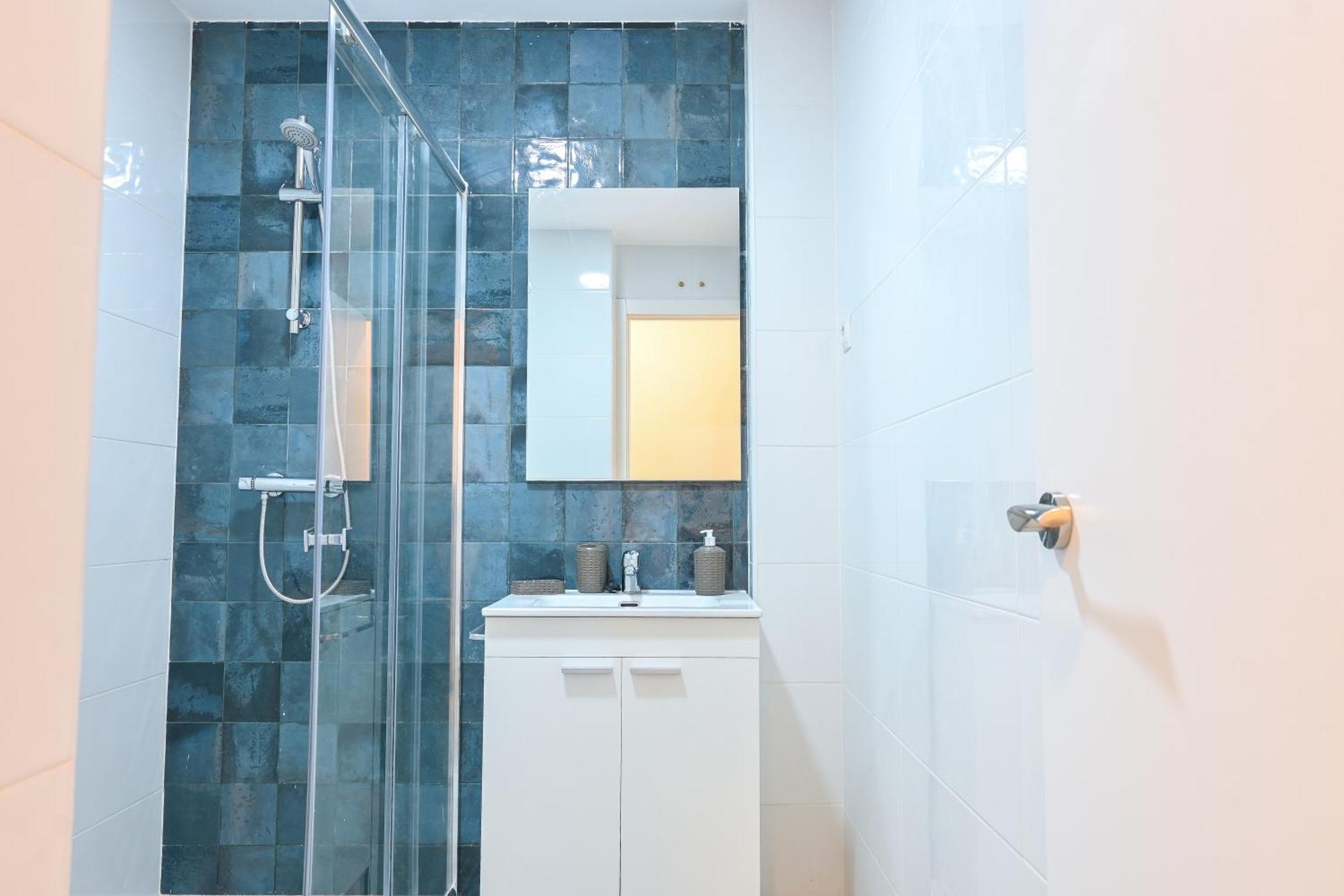 Apartamento For Agradable Temporal De Un En Carabanchel Pol49 Madrid