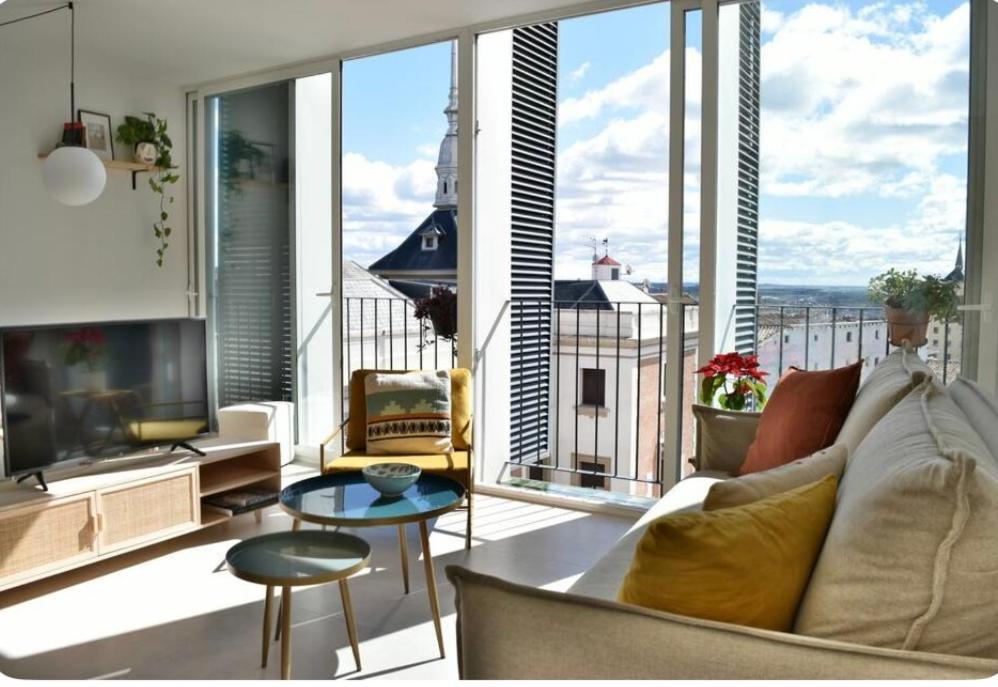 Nuevo Lalatina Apartment *