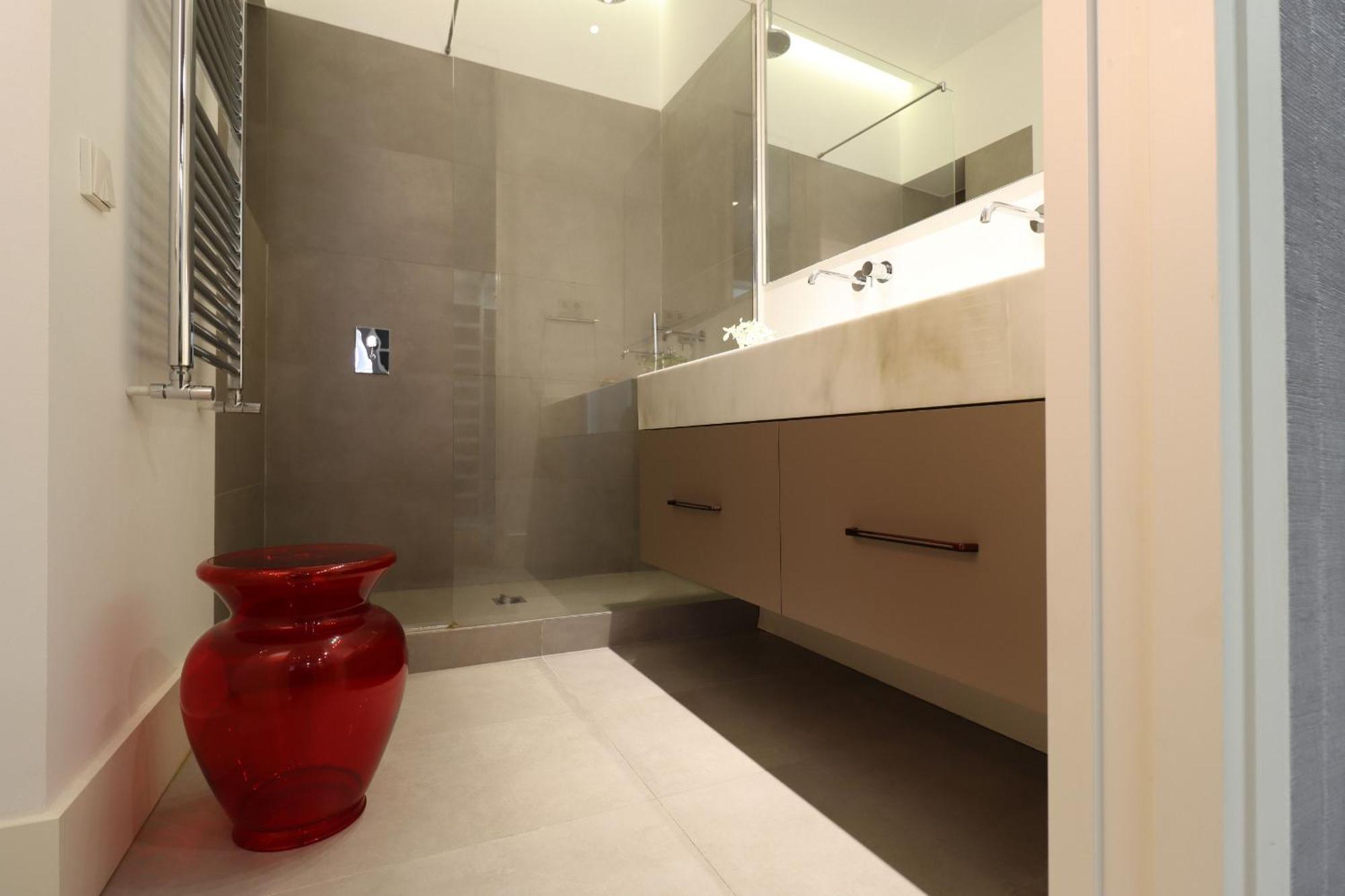 Apartment House Of Arts - Justicia