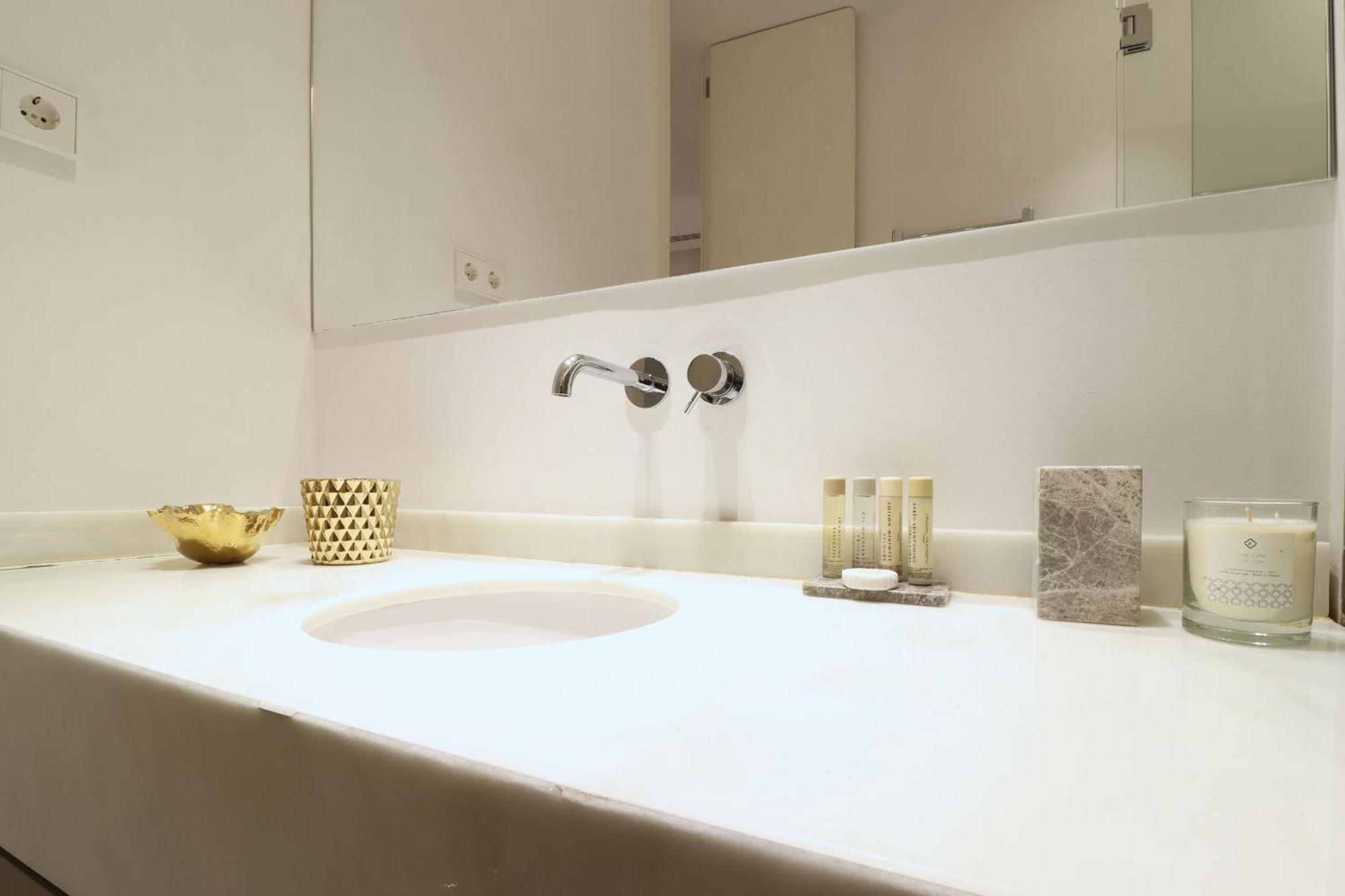 House Of Arts - Justicia Apartment