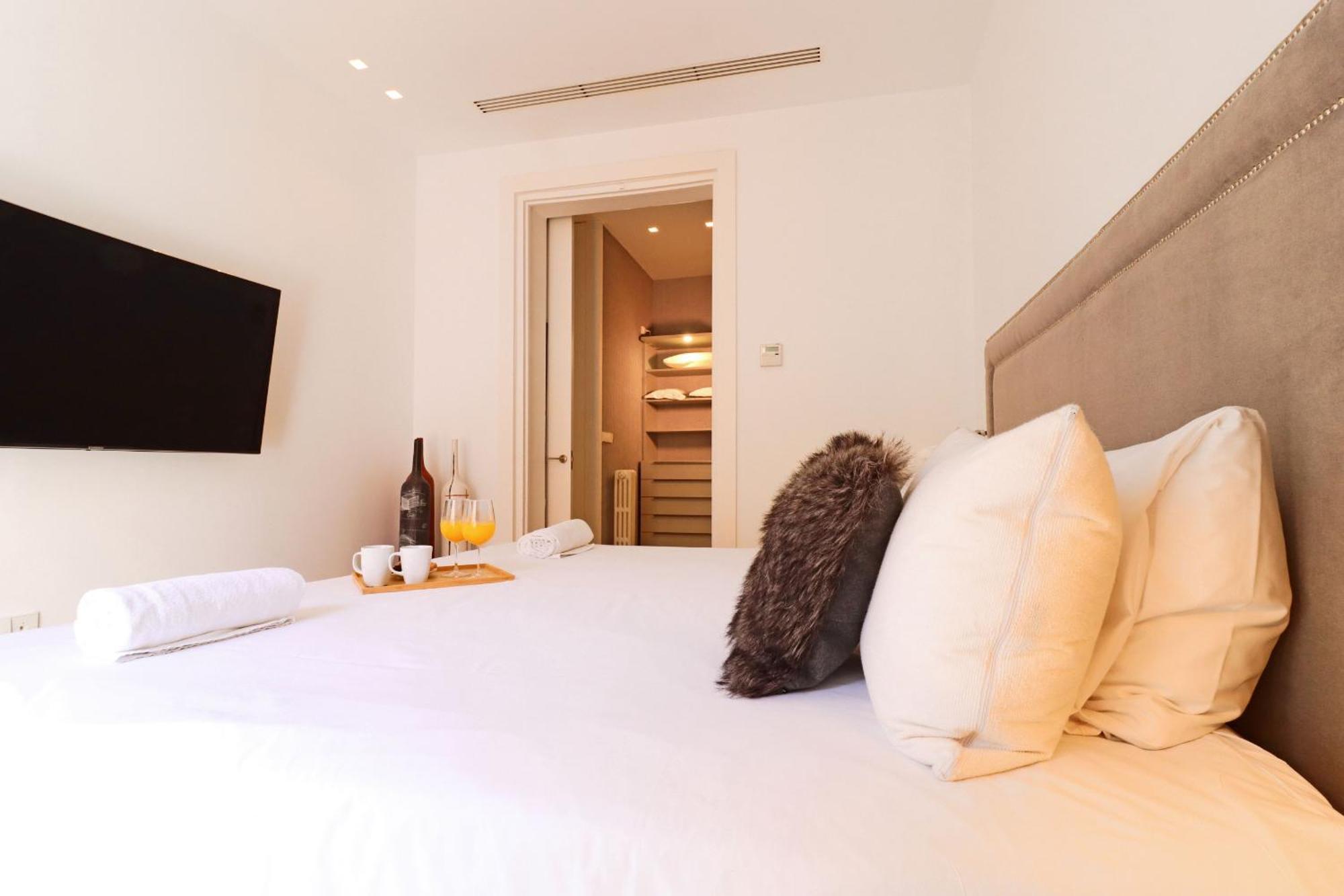 Apartment House Of Arts - Justicia