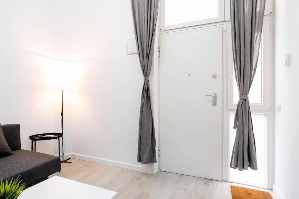 Loft Reformado En Marques De Vadillo Con Patio Privado *
