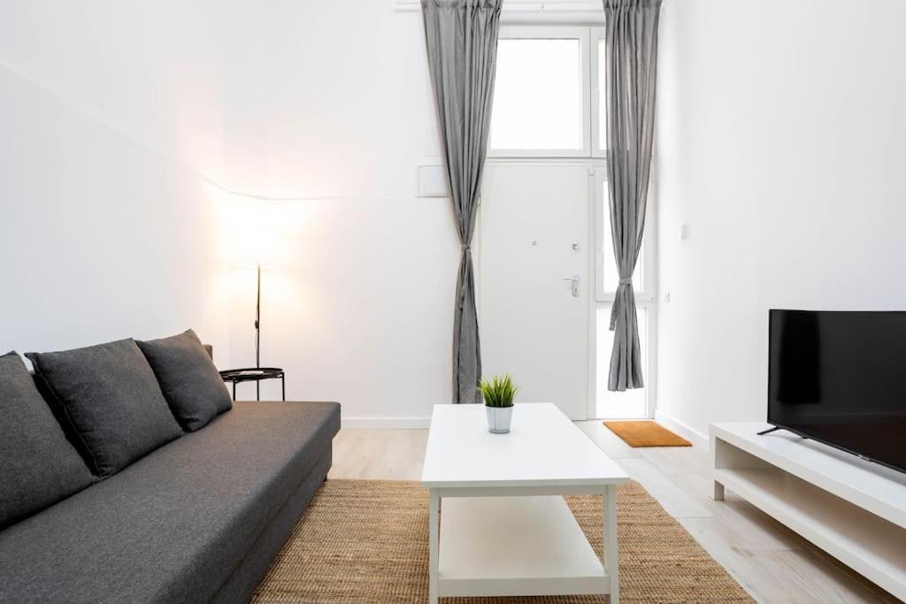 Loft Reformado En Marques De Vadillo Con Patio Privado Apartment