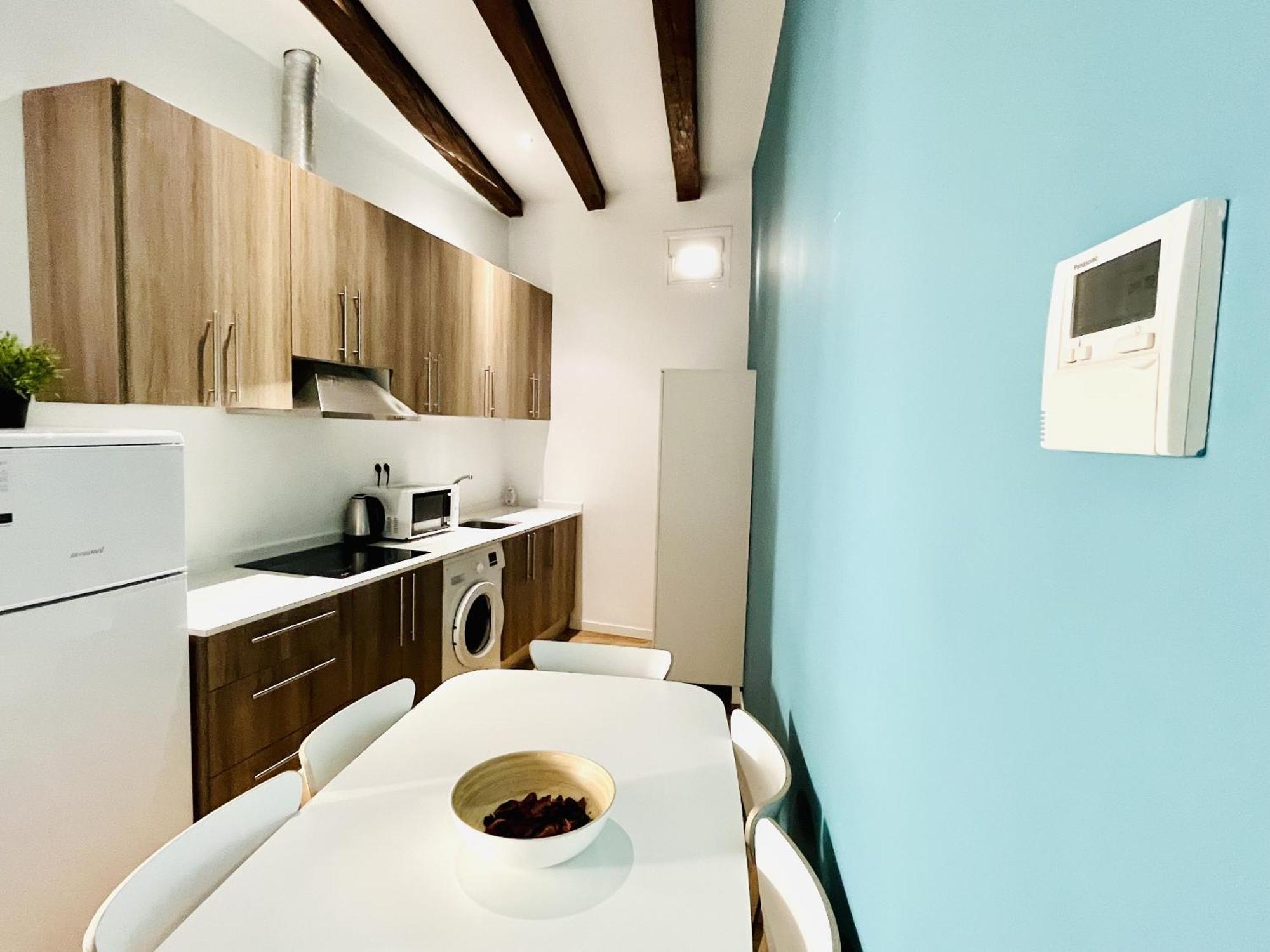 Сasa de vacaciones Dplace To Be - Amazing In Historic Center Madrid