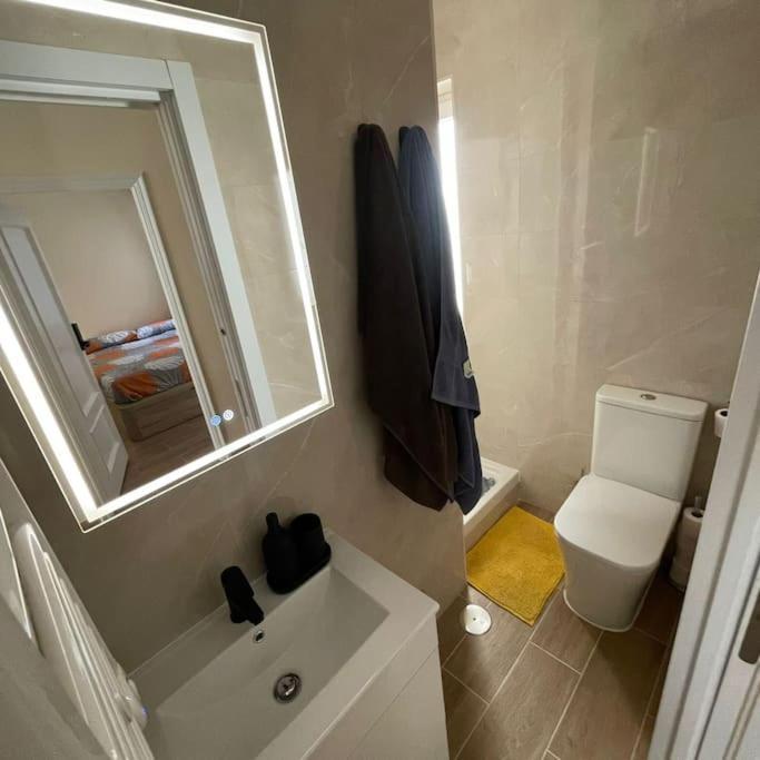 Apartamento Piso De 3 Recien Renovado A 15 Mins De Sol