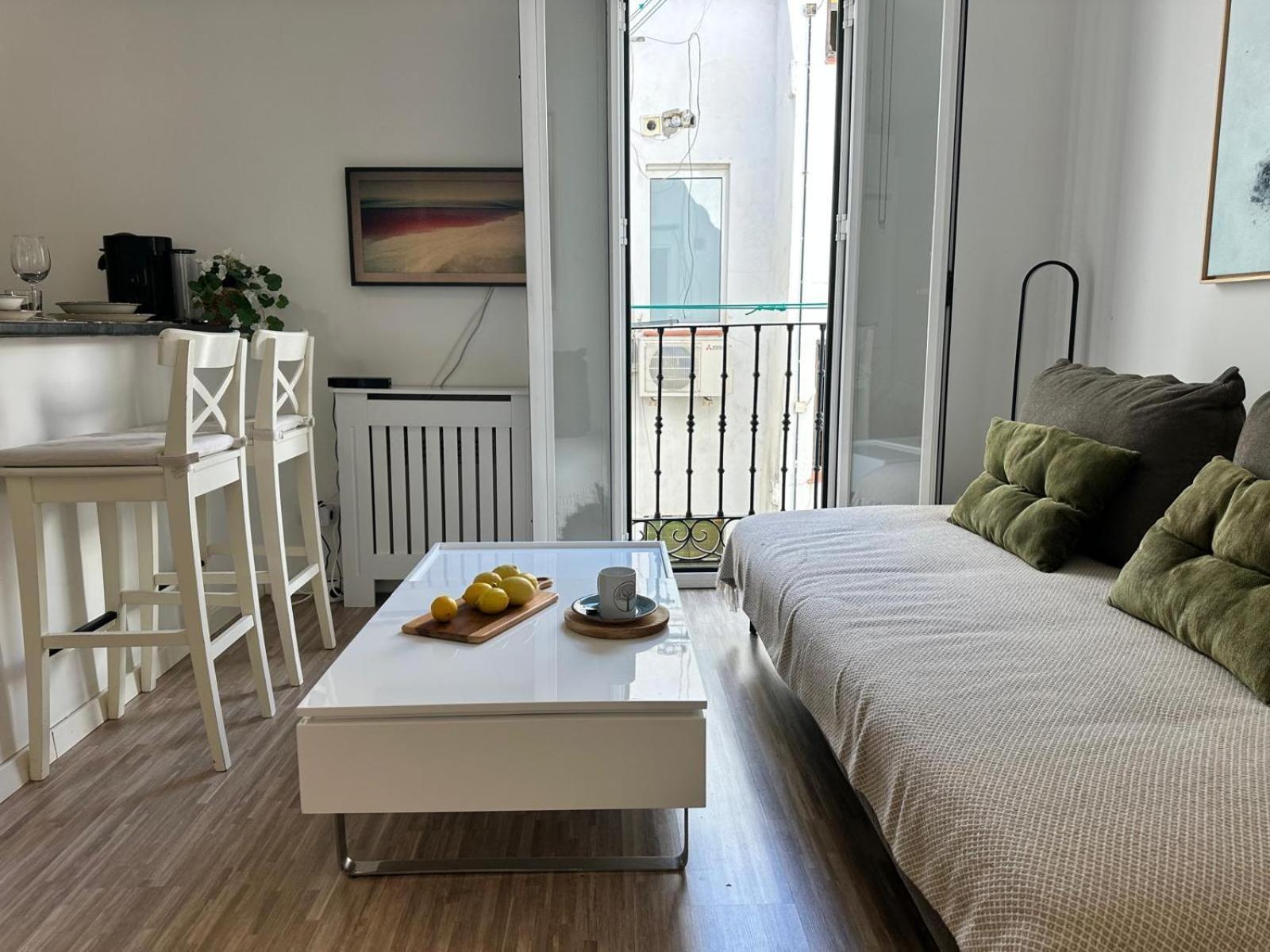 Piso En Pleno Centro De Apartamento *