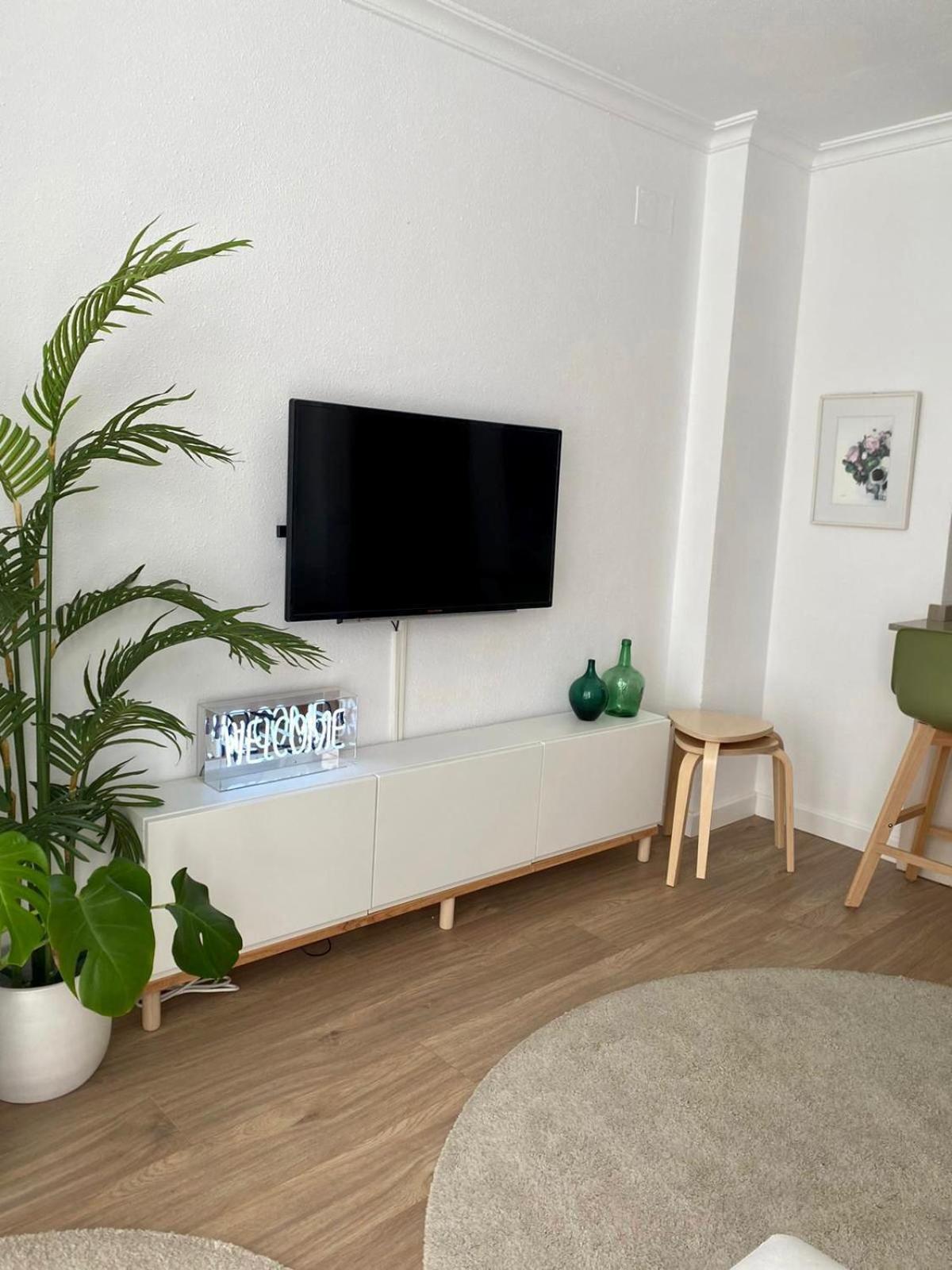 Encantador Piso En Plaza Castilla By Bebalmy Apartamento