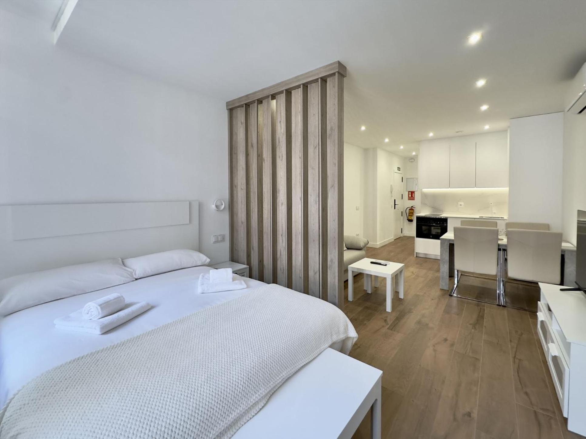 Apartment Alfisa Puerta Del Sol
