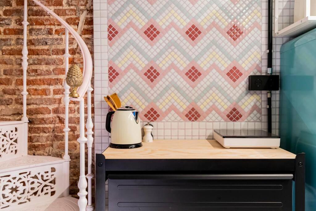 Apartment Picturesque Corner In - Guzman Madrid