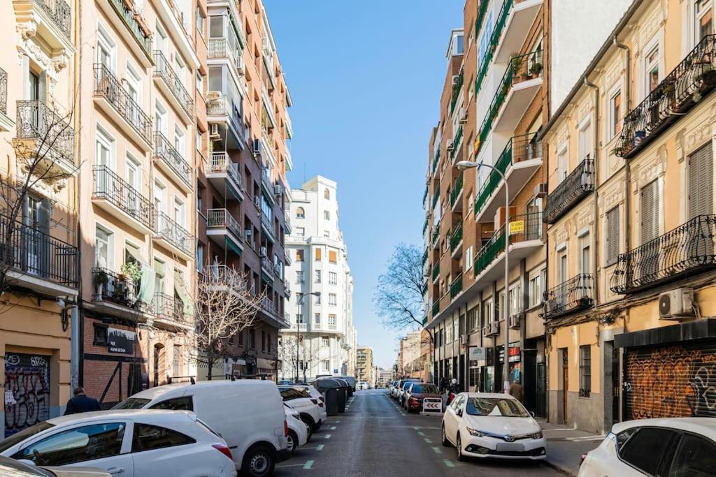 Picturesque Corner In - Guzman * Madrid