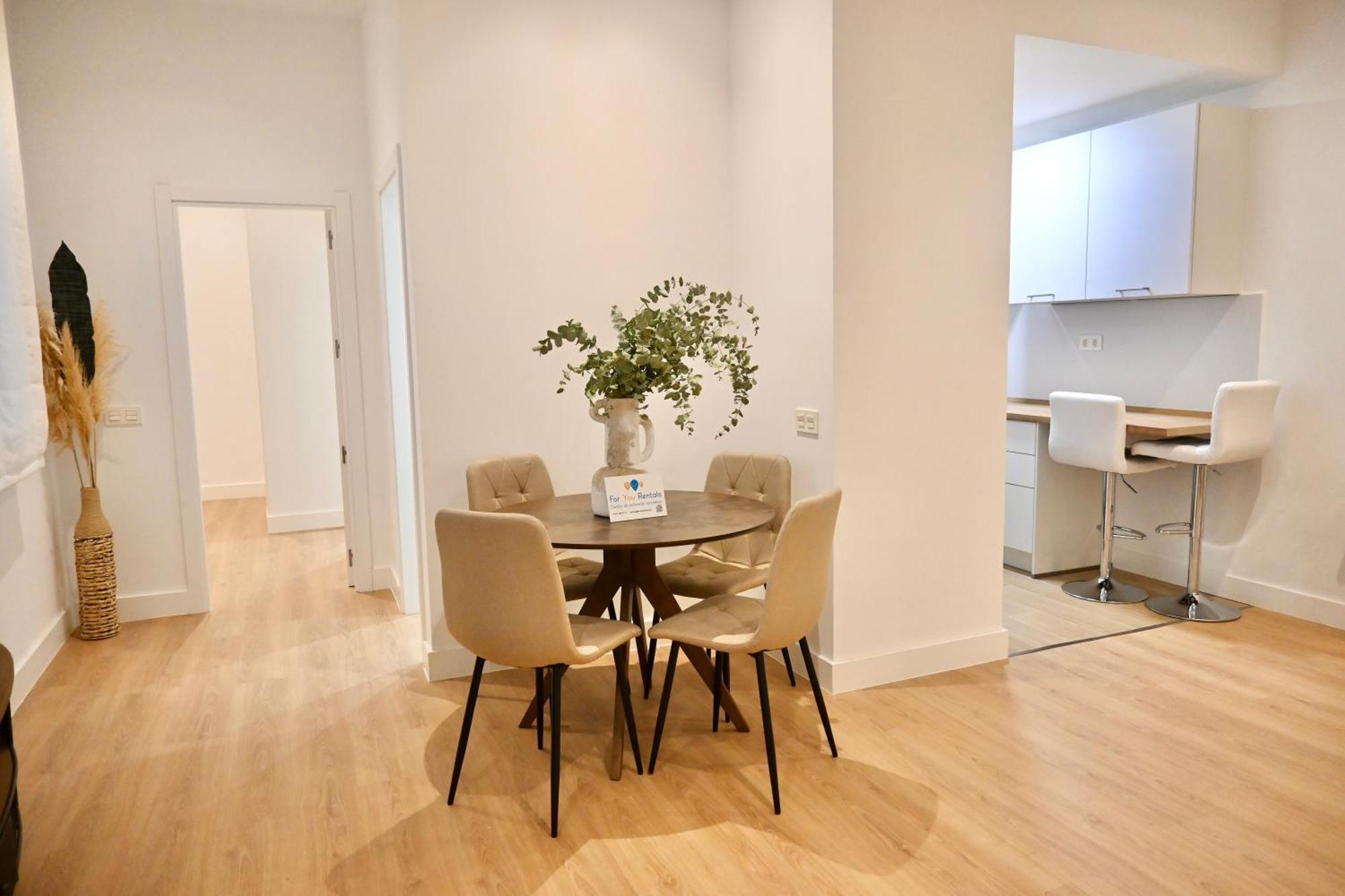Apartment For Amplio Y Lujoso Temporal En El Barrio De Salamanca Gdp9