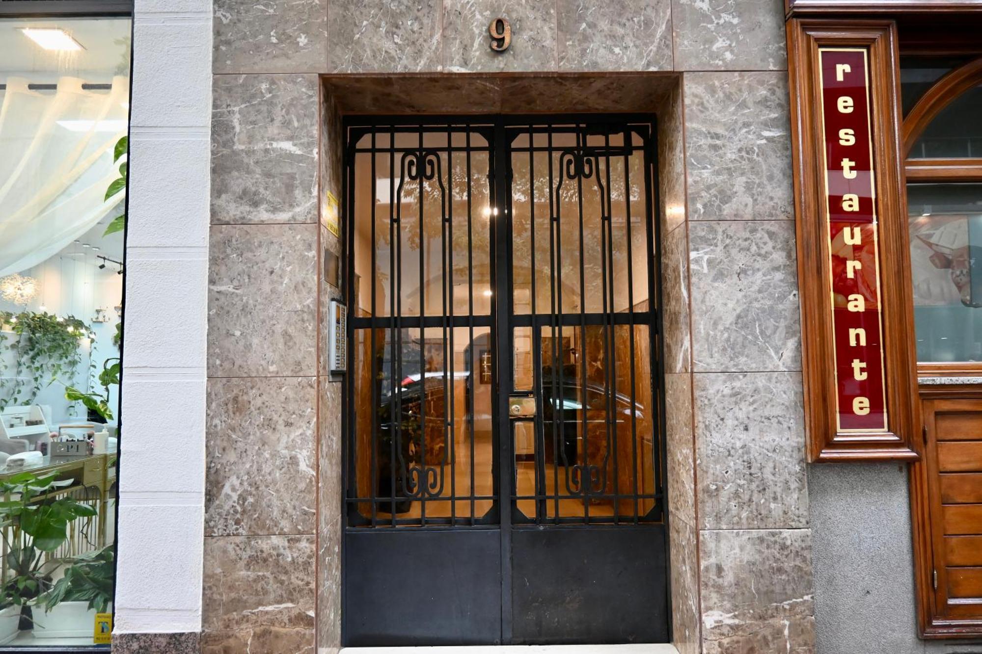 For Amplio Y Lujoso Temporal En El Barrio De Salamanca Gdp9 Apartment Madrid